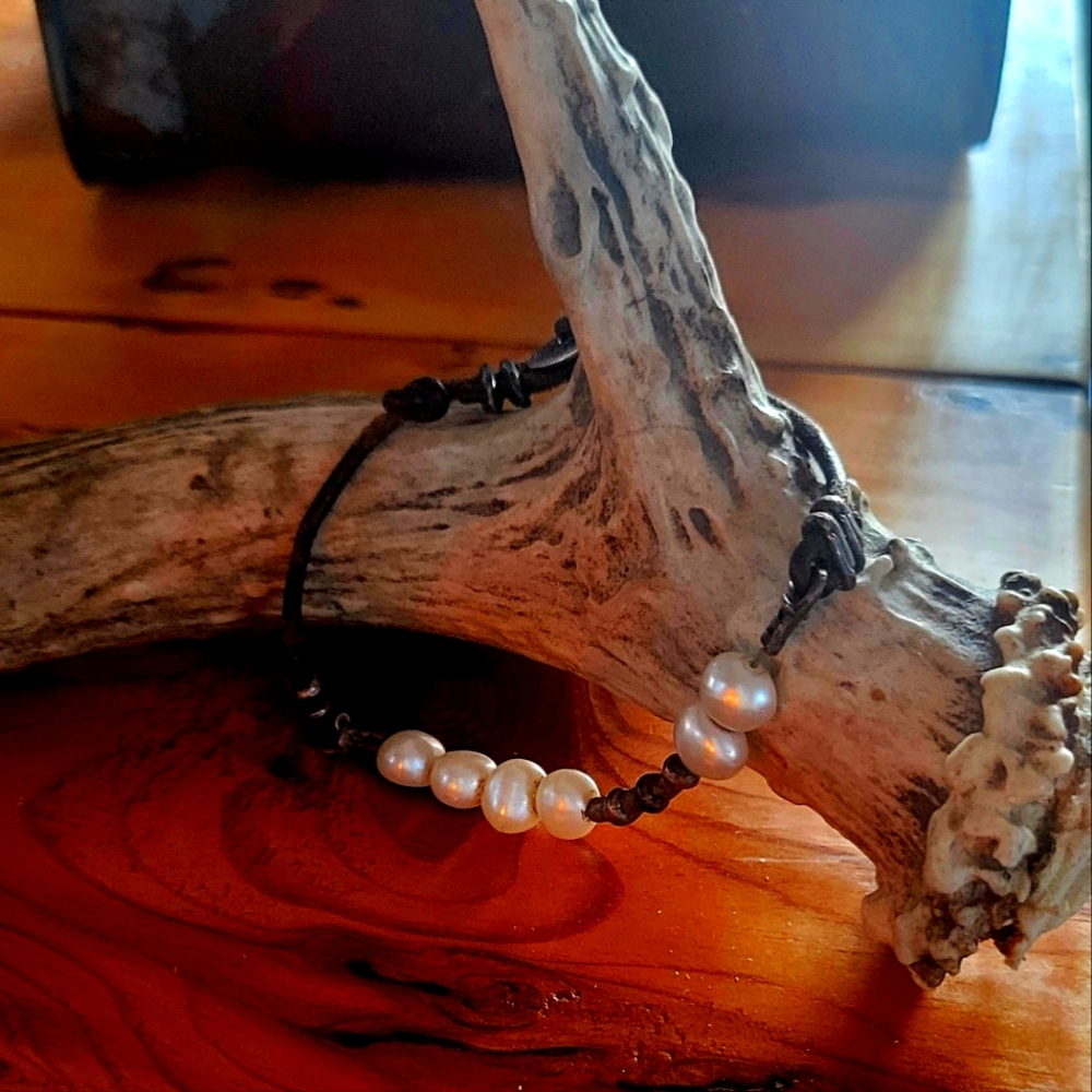 Silpada leather and freshwater pearl bracelet.